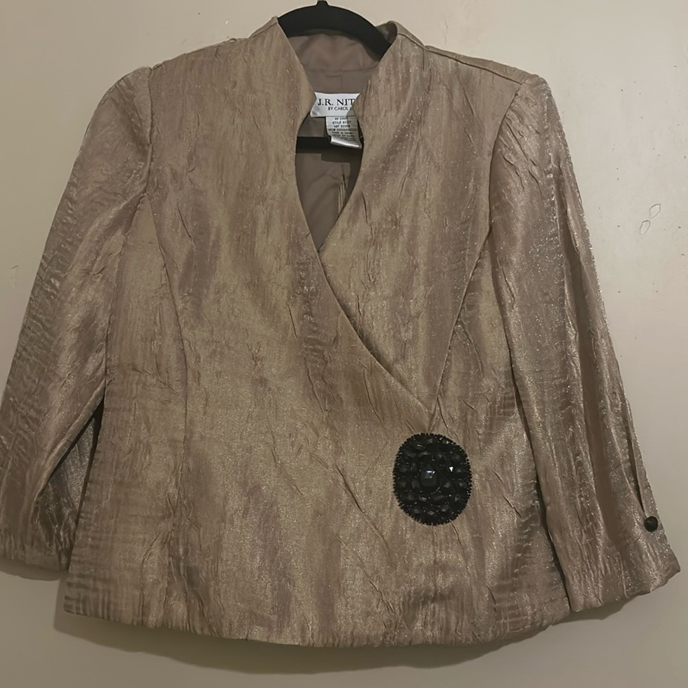 J.R. Nites by Carol Lin Gold Taupe Shimmery Rear Zip 3/4 sleeve dressy top sz 6